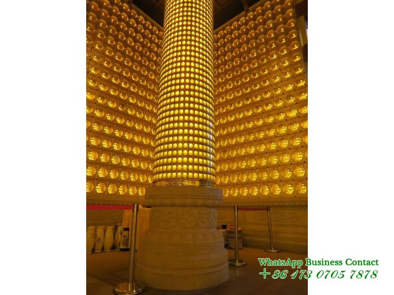 Dinding Seribu Buddha Ganda