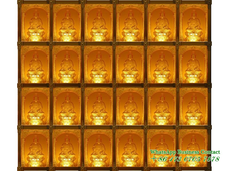 Dinding Buddha Pemberian Persembahan